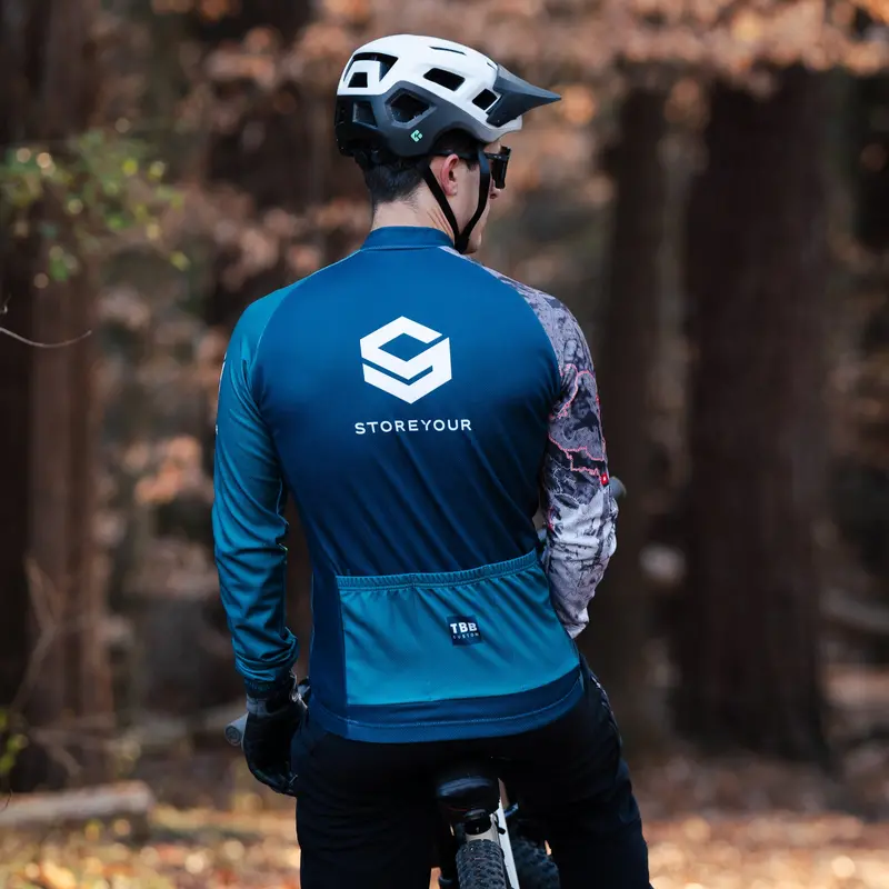 Shenandoah Cold-Weather Cycling Jersey – Thermal Performance Top 1